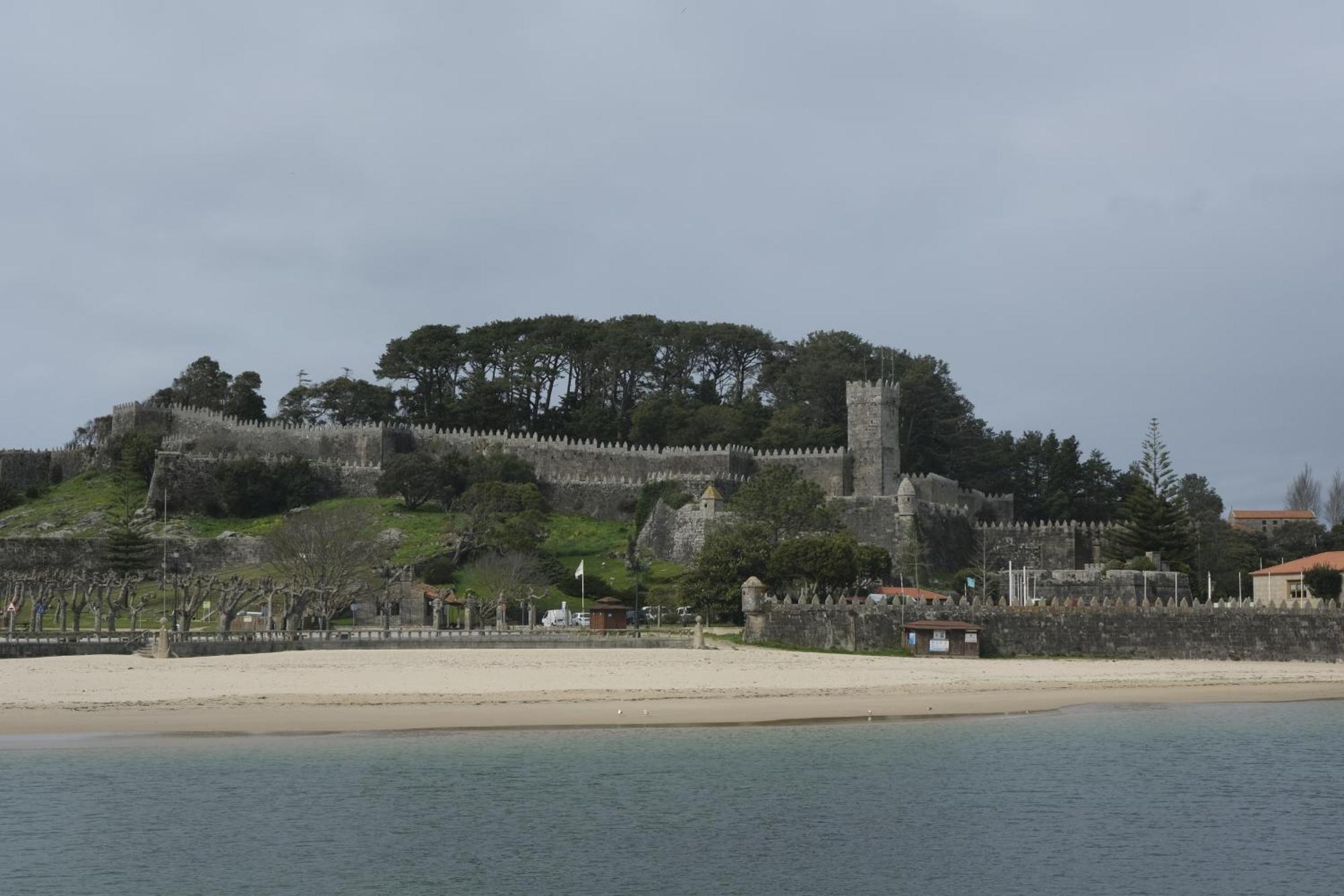 Casita A Estrenar En Finca Con Rio Proxima A Tui, Gondomar Y Portugal. Экстерьер фото