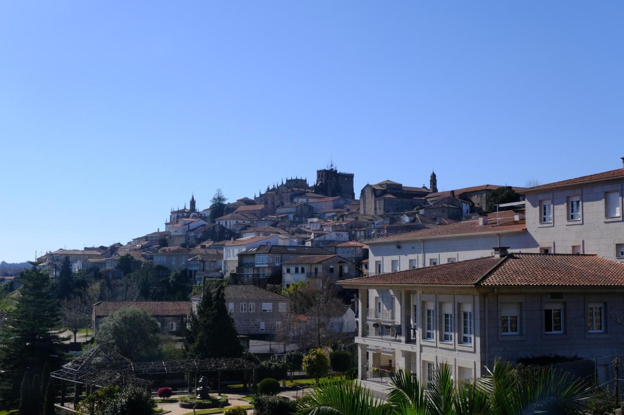 Casita A Estrenar En Finca Con Rio Proxima A Tui, Gondomar Y Portugal. Экстерьер фото
